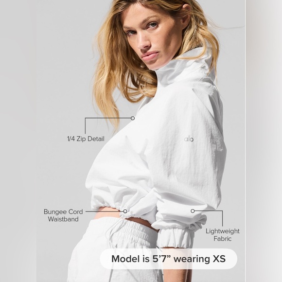 Alo Yoga NWT Cropped 1/4 Zip Alumni Pullover Lightweight Jacket in White Size L - Picture 2 of 12
